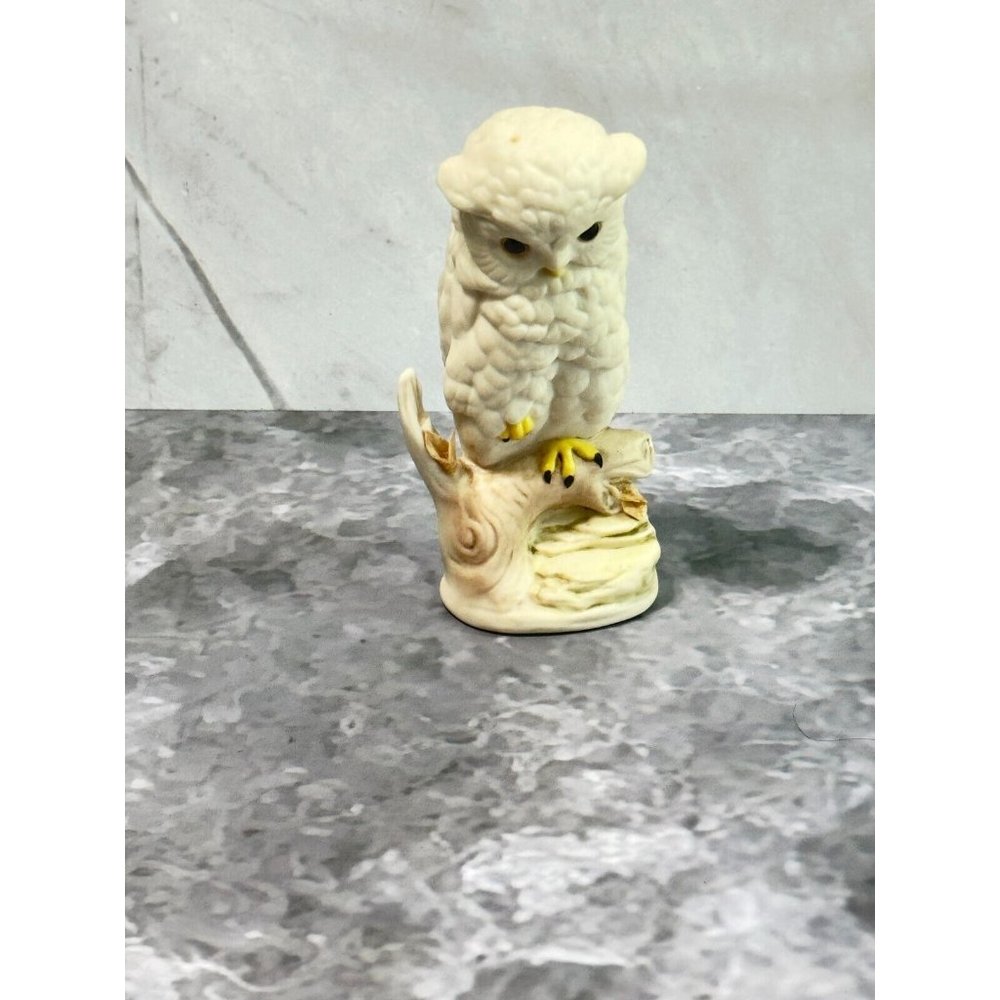 Vintage Cybis Baby Snowy Owl on Perch Porcelain Figurine c1980 - Picture 2 of 7